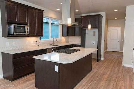 611 Pacific Place #8 Anchorage, AK 99501