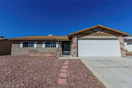 6130 Mountain Pine Dr Las Vegas, NV 89156