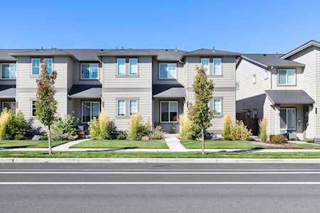 2551 NE Purcell Blvd Bend, OR 97701