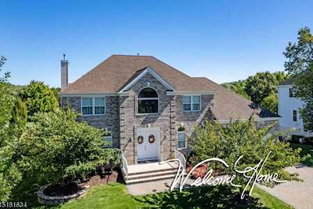 7 Hedgerow Ln Manalapan Twp., NJ 07726