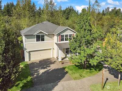 36832 SE Braeburn St Snoqualmie, WA 98065