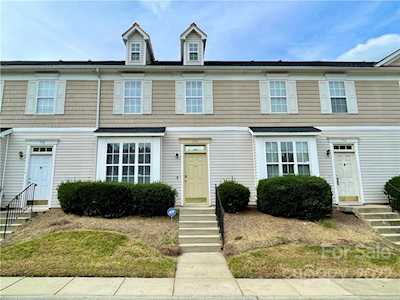 534 Goldstaff Ln Charlotte, NC 28273