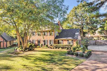 2950 Dunedin Cv Germantown, TN 38138