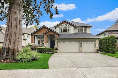 855 Snoqualm Place North Bend, WA 98045