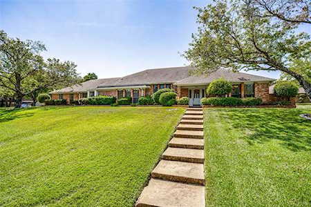 926 Green Tree Lane Duncanville, TX 75137