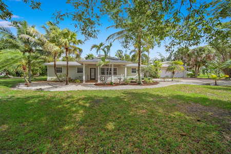 2523 SW Horseshoe Trail Palm City, FL 34990