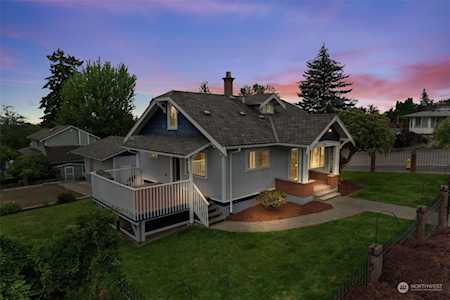 729 SW Langston Rd Renton, WA 98057