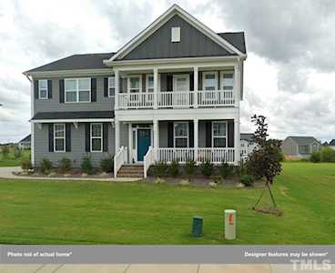206 Dungannon Loop Clayton, NC 27520