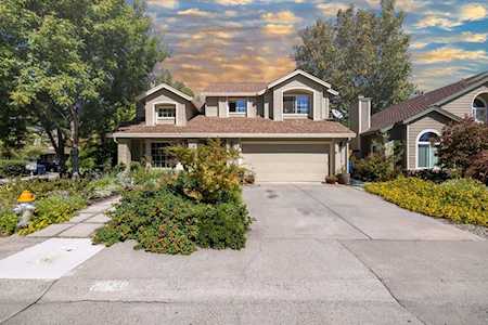 2219 La Lima Way Sacramento, CA 95833