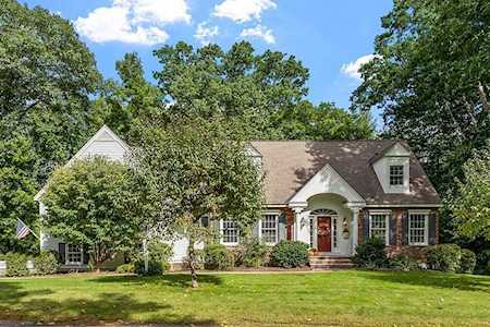 70 Bridle Path North Andover, MA 01845