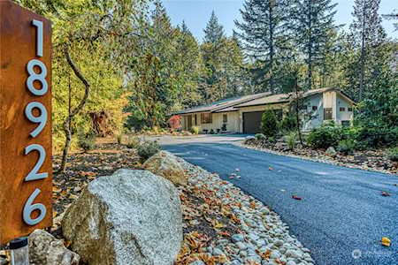 18926 240th Ave NE Woodinville, WA 98077