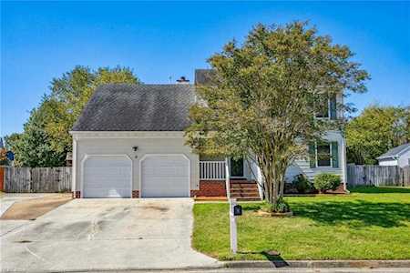 3223 White Cedar Dr Chesapeake, VA 23323