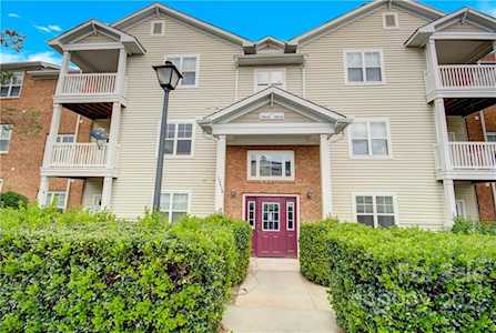 10654 Hill Point Ct Charlotte, NC 28262