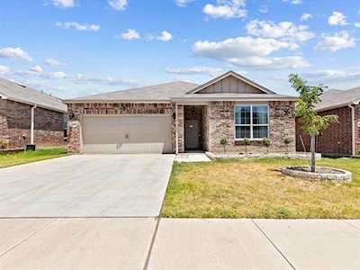 2329 Parda Alpina Lane Fort Worth, TX 76131