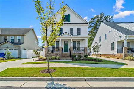 1433 Waltham Ln Newport News, VA 23608