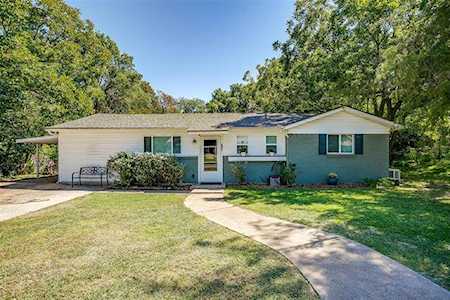 128 Shoreline Drive Azle, TX 76020