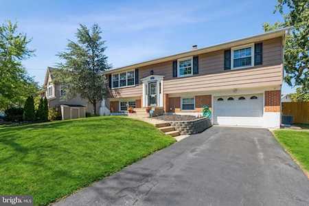 637 Croyden Dr Cherry Hill, NJ 08003