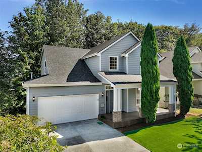 8145 4th Ave SW Seattle, WA 98106