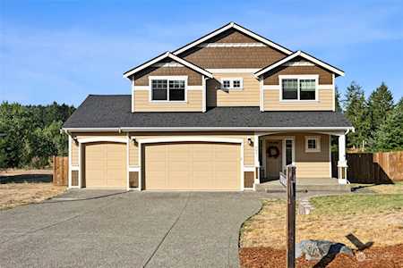 561 E Soderberg Rd Allyn, WA 98524
