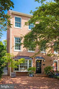 107 Franklin St Alexandria, VA 22314