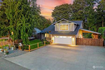 5427 93rd Dr SE Snohomish, WA 98290