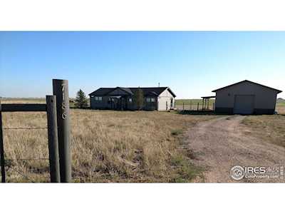 7186 County Road 106 Carr, CO 80612
