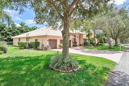 6342 Champlain Ter Davie, FL 33331