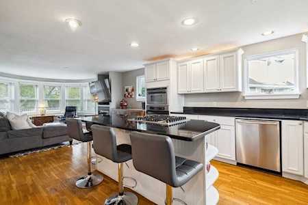 16 Schooner Ln #21 Quincy, MA 02171