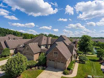 10814 Sparkling Waters Green Oak Twp, MI 48178