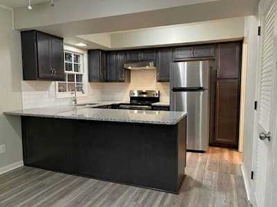 3146 Kirklevington Dr Lexington, KY 40517