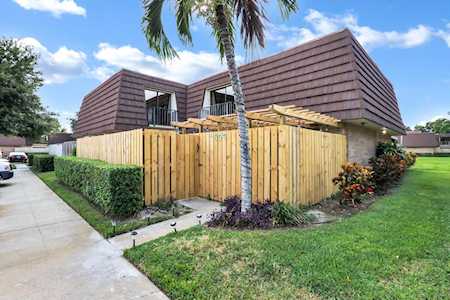 1803 18th Lane Palm Beach Gardens, FL 33418