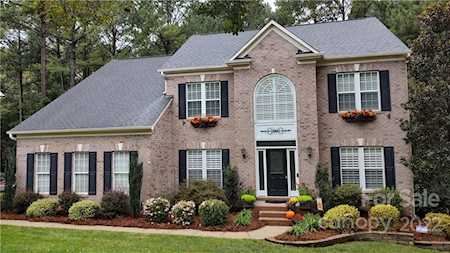 112 Whiterock Dr Mount Holly, NC 28120