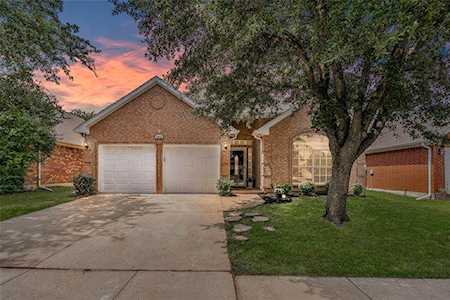 4825 Grainger Trail Fort Worth, TX 76137