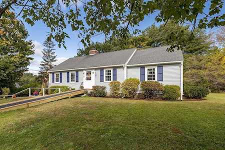 23 Woodwells Garrison Rd Hopkinton, NH 03229