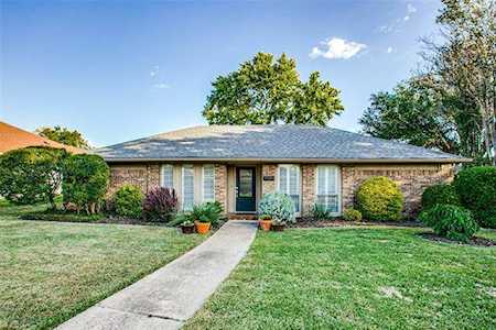 1504 Springtree Circle Richardson, TX 75082