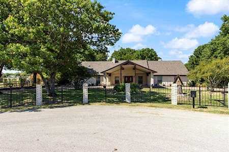 10 Lemon Cove Lucas, TX 75002