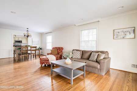 1429 Everett Ave #4 Louisville, KY 40204