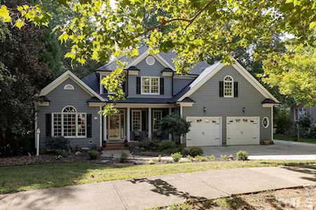 112 Holly Park Drive Holly Springs, NC 27540