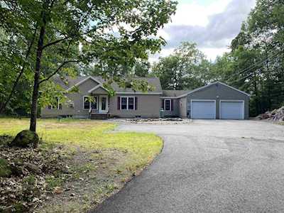 17 Wintergreen Ridge Rd Freedom, NH 03836