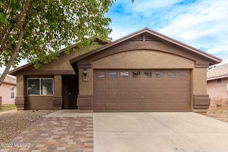 7017 E Strike Eagle Way Tucson, AZ 85730