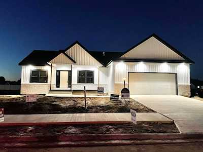1502 Angelfield Trail Osceola, IN 46561