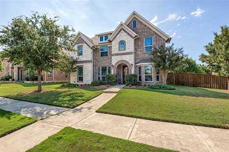 1009 Gentle Wind Lane Frisco, TX 75036