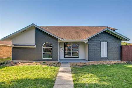 518 Santa Cruz Drive Garland, TX 75043