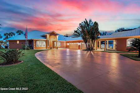 490 Melody Lane Merritt Island, FL 32953