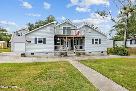 209 Forest Knoll Drive Atlantic Beach, NC 28512