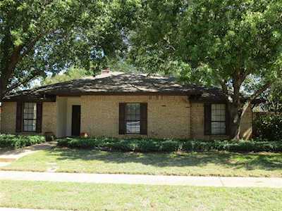 2145 Goldfinch Drive Lewisville, TX 75077