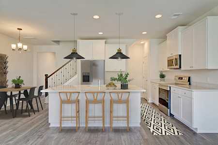 5121 Park Creek Ave North Charleston, SC 29418