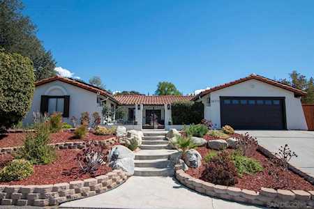16715 Republican Way Ramona, CA 92065