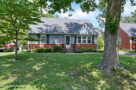 4517 Fox Run Rd Louisville, KY 40207