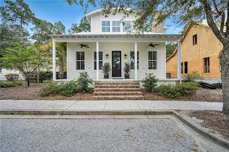 4 Tabby Shell Rd Bluffton, SC 29910